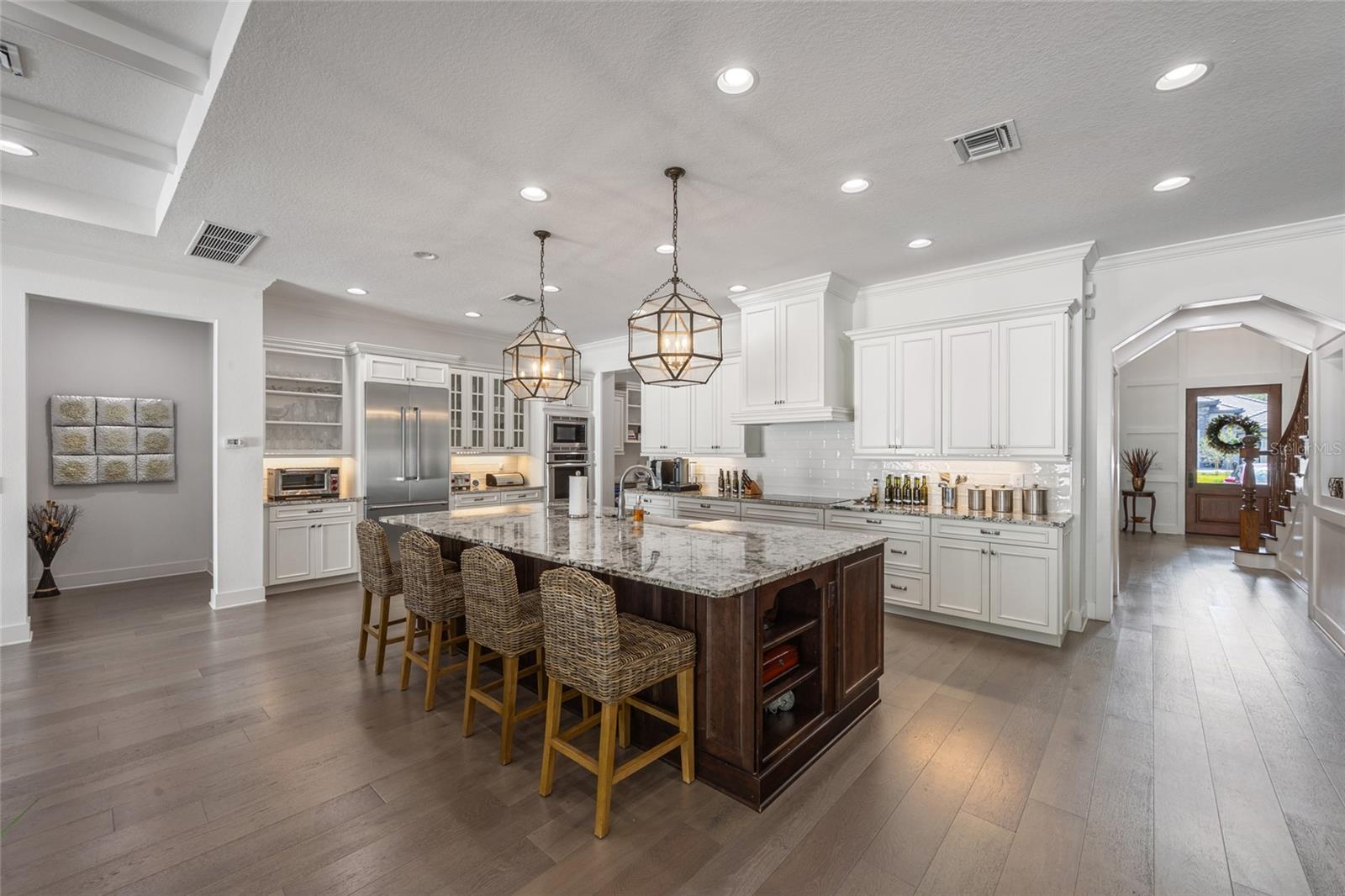 911 S STERLING AVE, TAMPA, FL, 33629