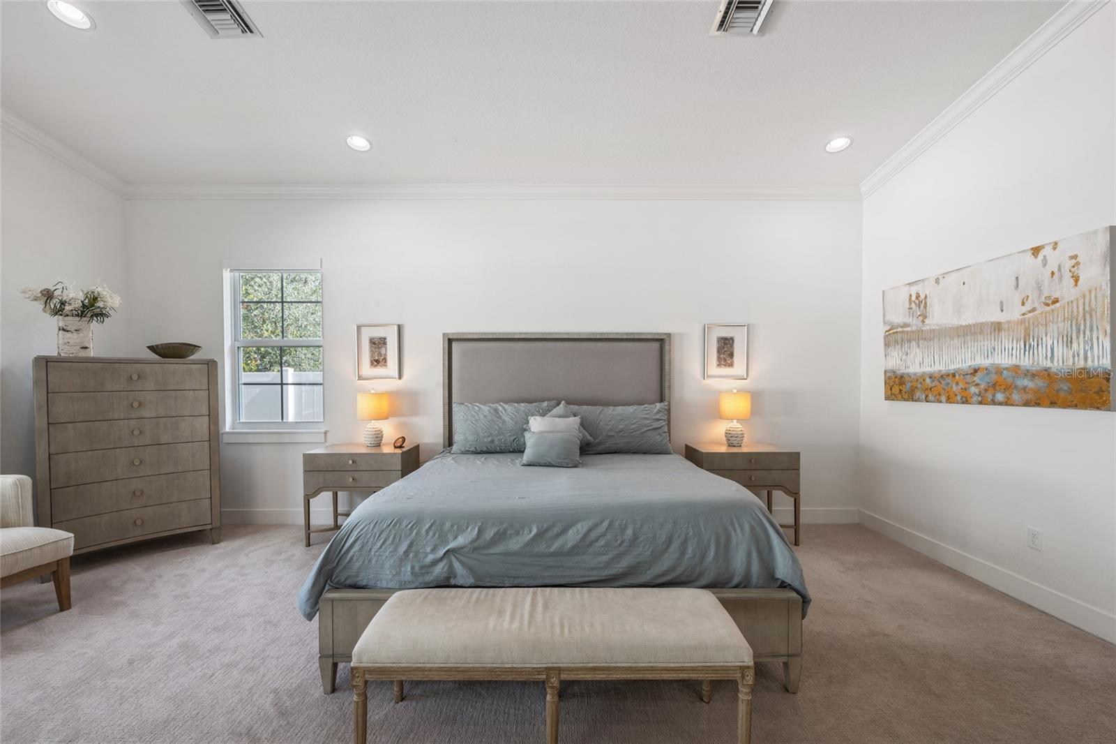 911 S STERLING AVE, TAMPA, FL, 33629