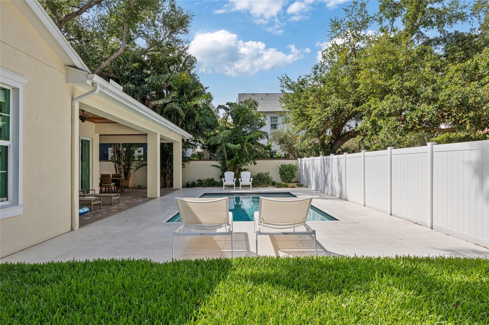 911 S STERLING AVE, TAMPA, FL, 33629