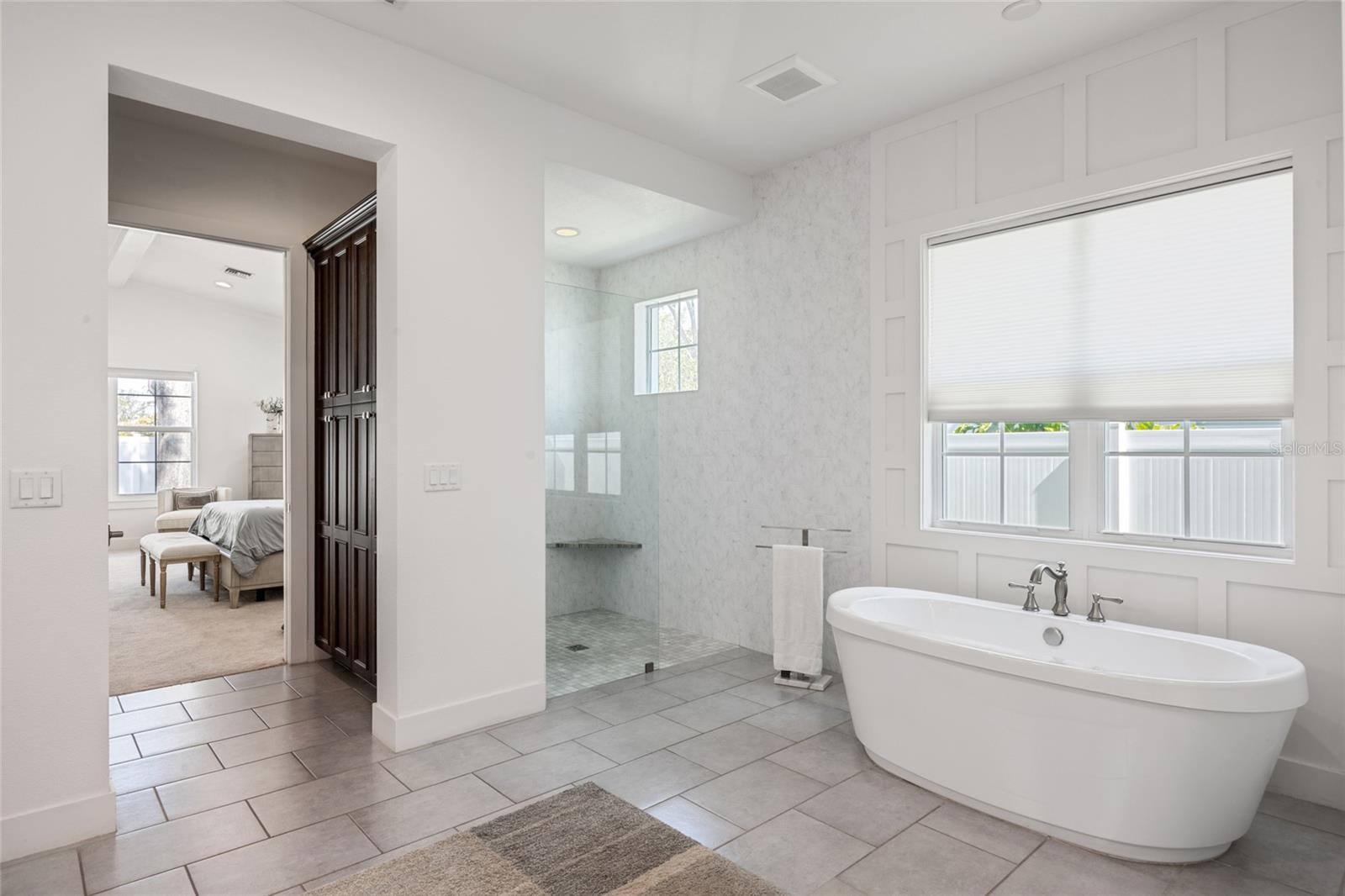 911 S STERLING AVE, TAMPA, FL, 33629