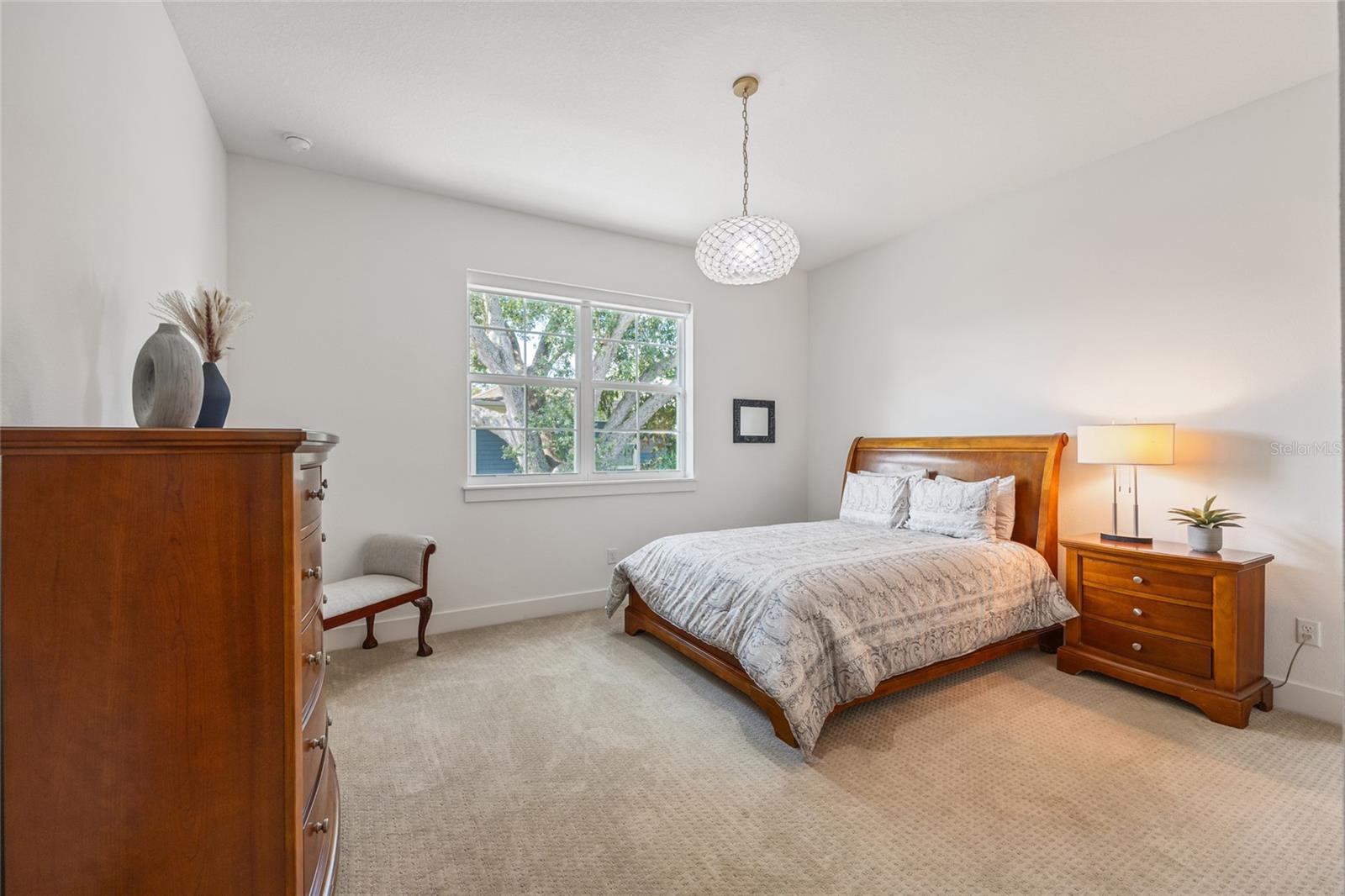 911 S STERLING AVE, TAMPA, FL, 33629