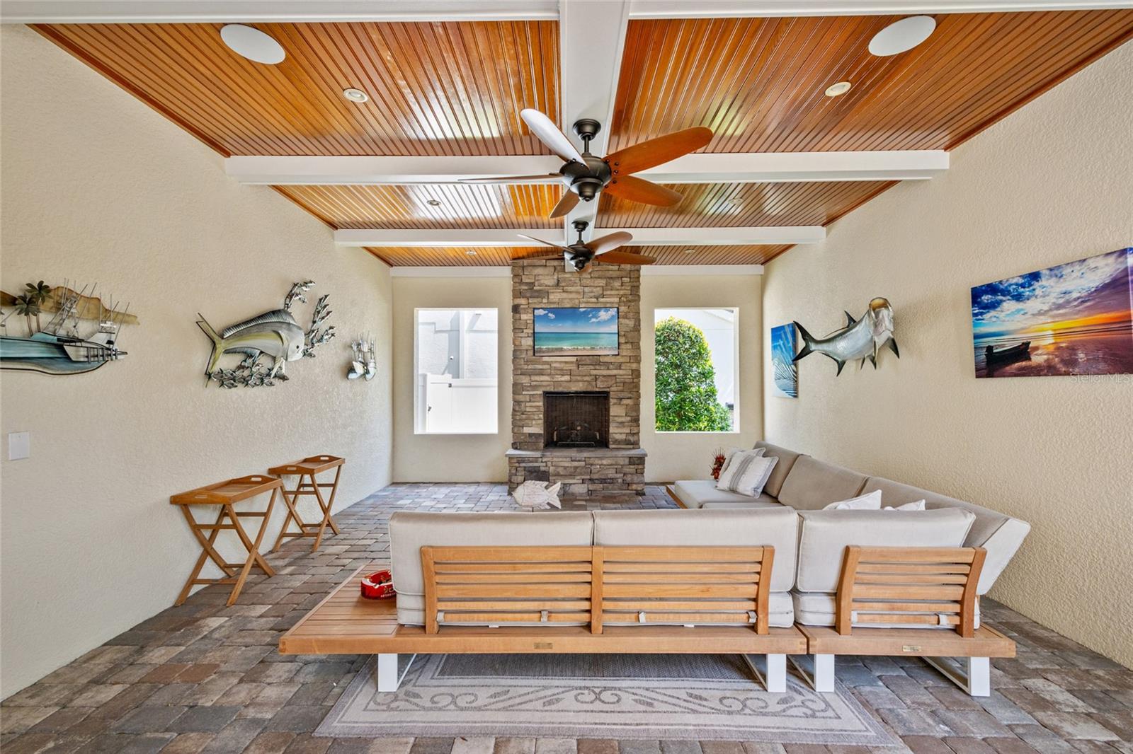 911 S STERLING AVE, TAMPA, FL, 33629