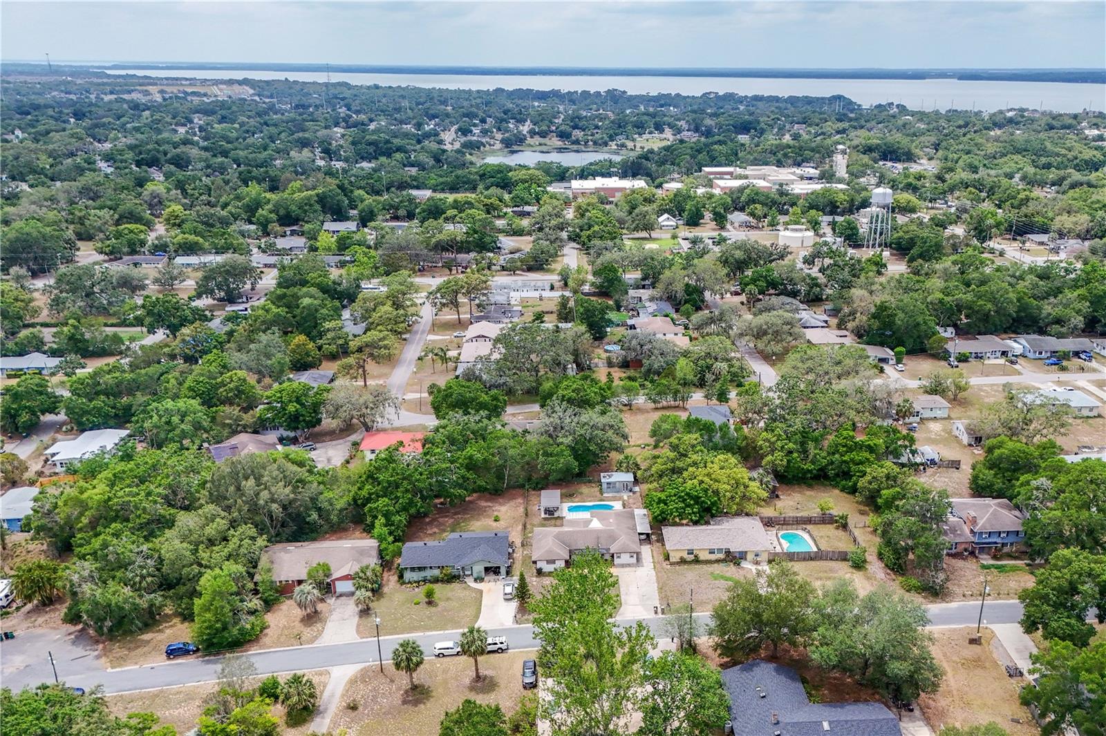 800 JEFFERIS CT, EUSTIS, FL, 32726