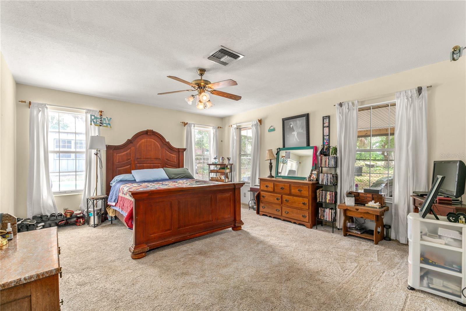 800 JEFFERIS CT, EUSTIS, FL, 32726