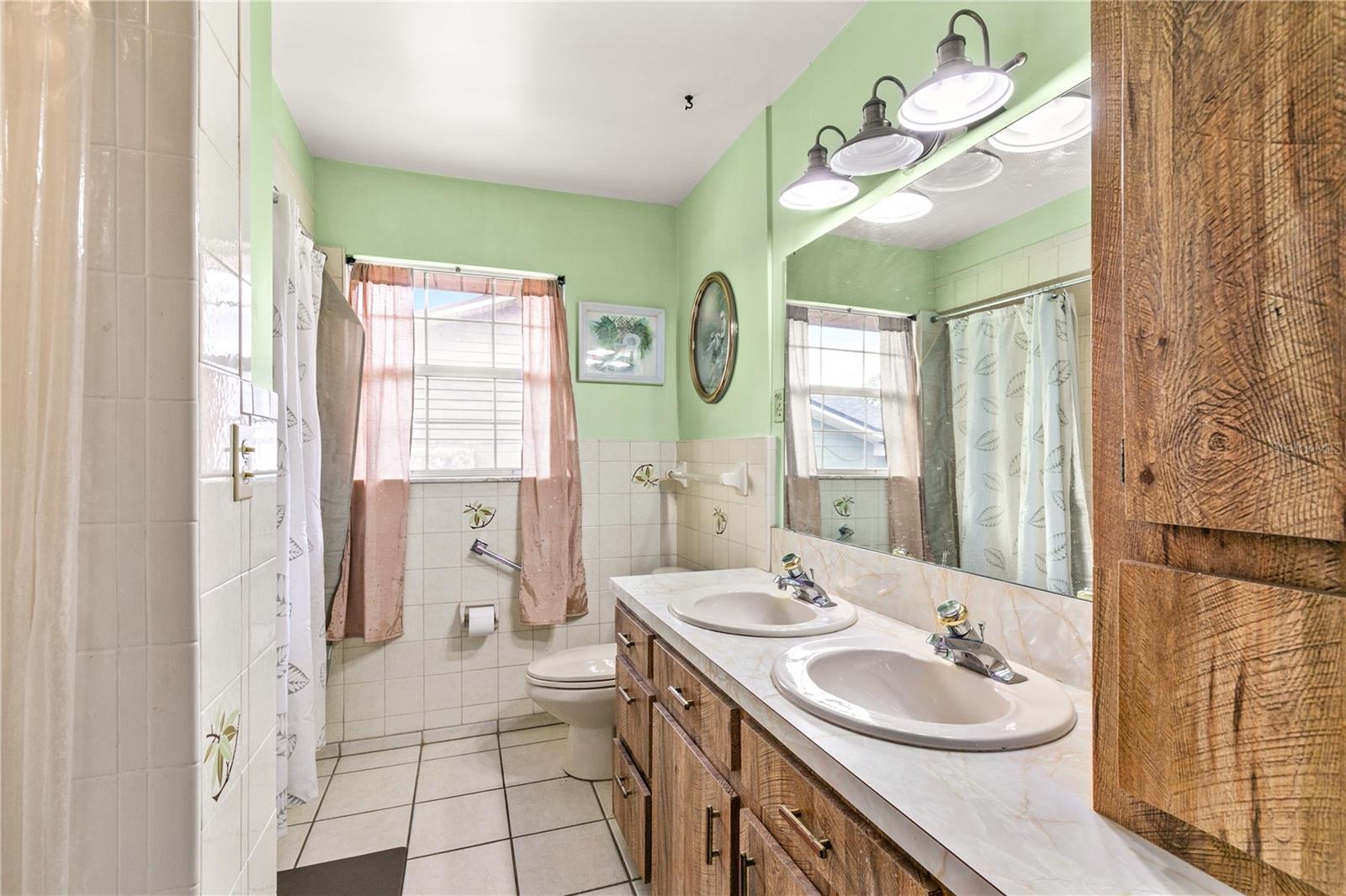 800 JEFFERIS CT, EUSTIS, FL, 32726