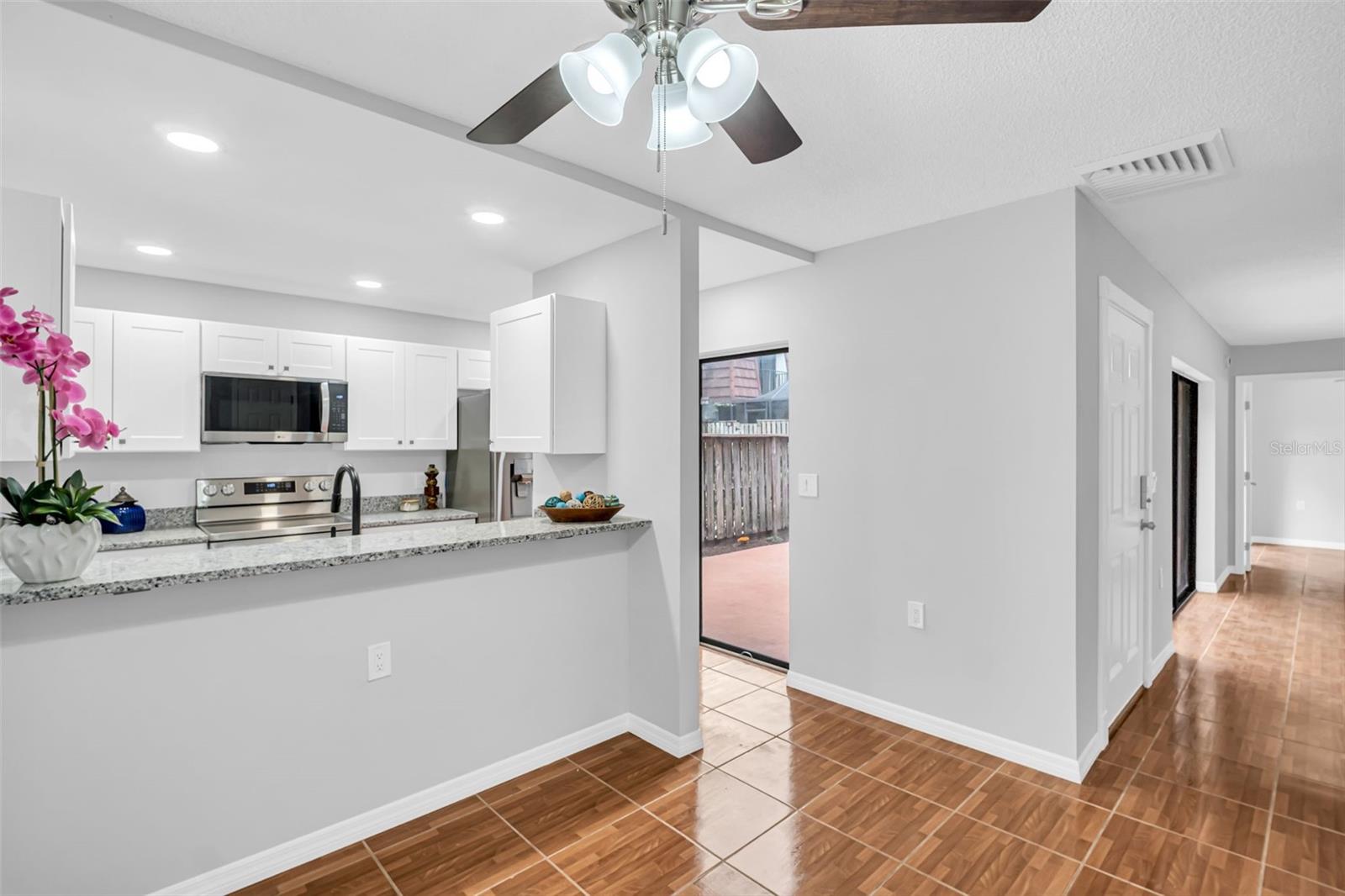 Kitchen Bar