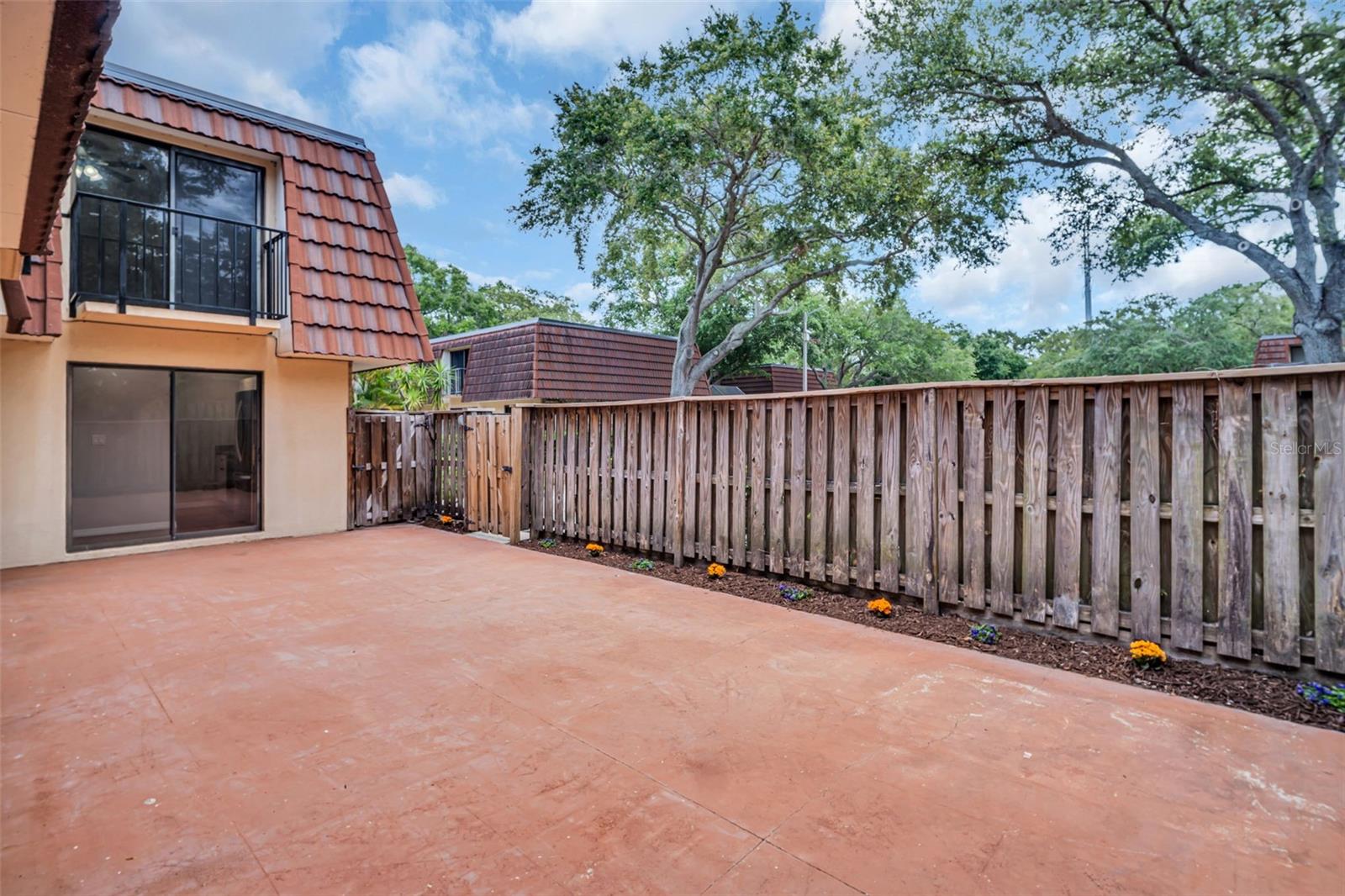 Front Lanai