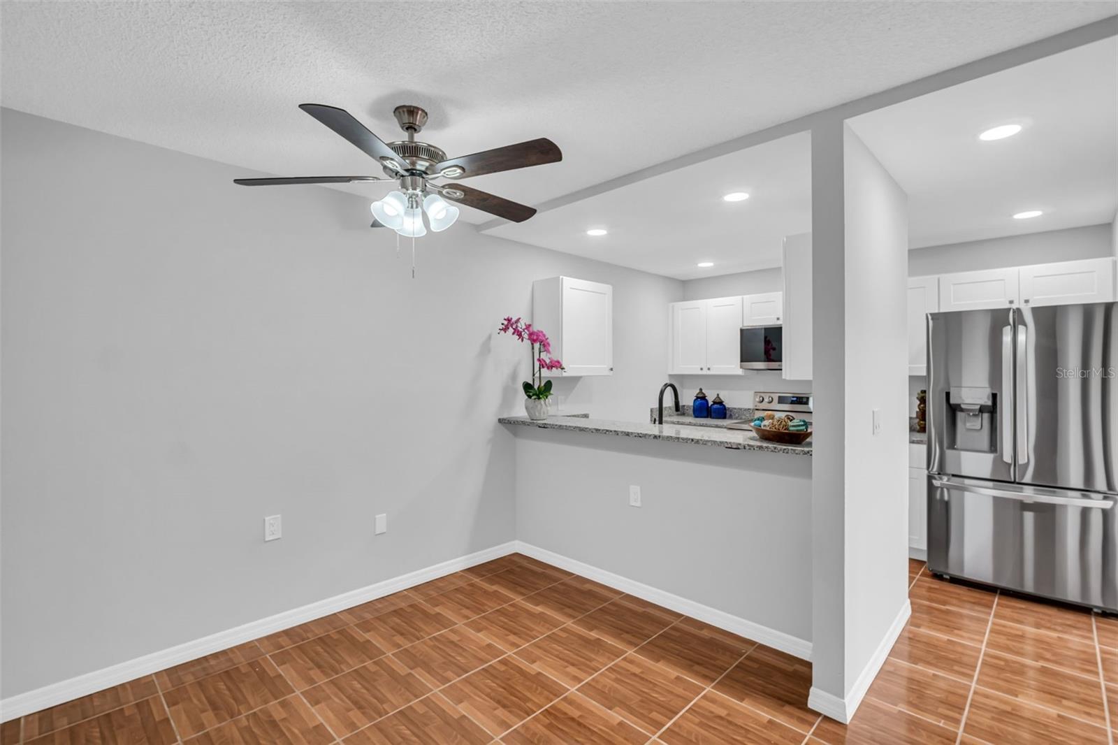 Entering Dinette to Kitchen