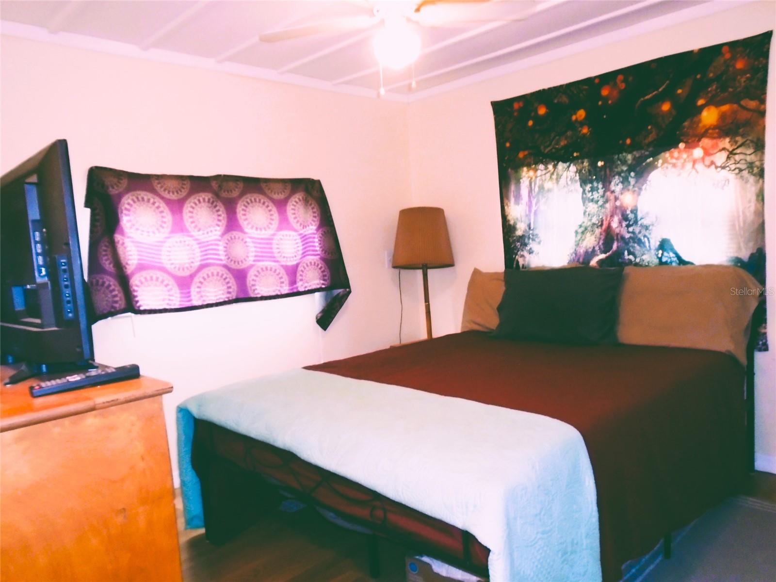 TB8383736 Property Photo