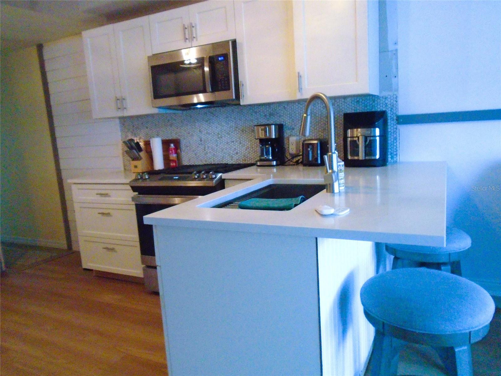 TB8383736 Property Photo