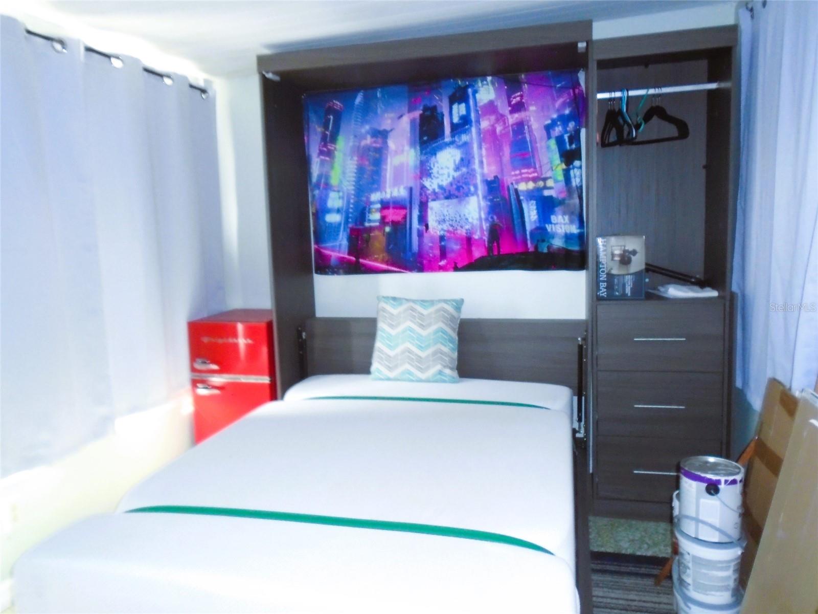 TB8383736 Property Photo