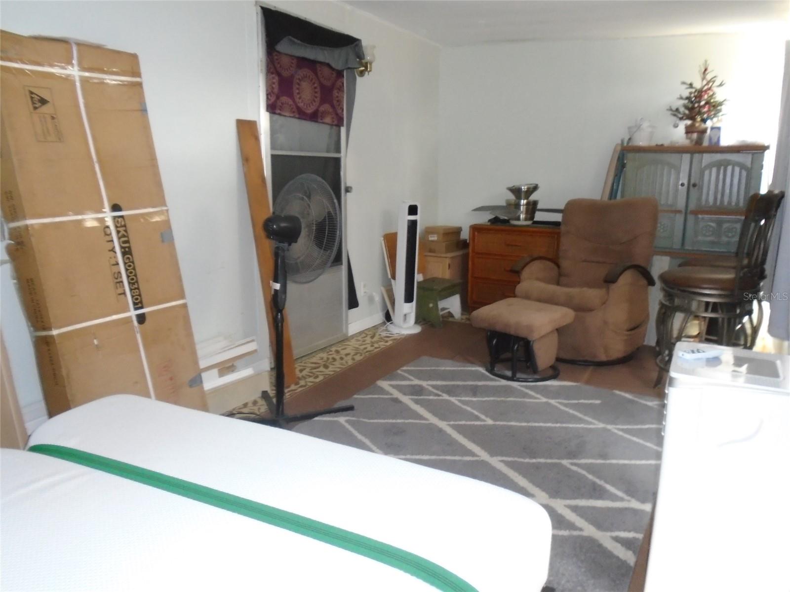 TB8383736 Property Photo