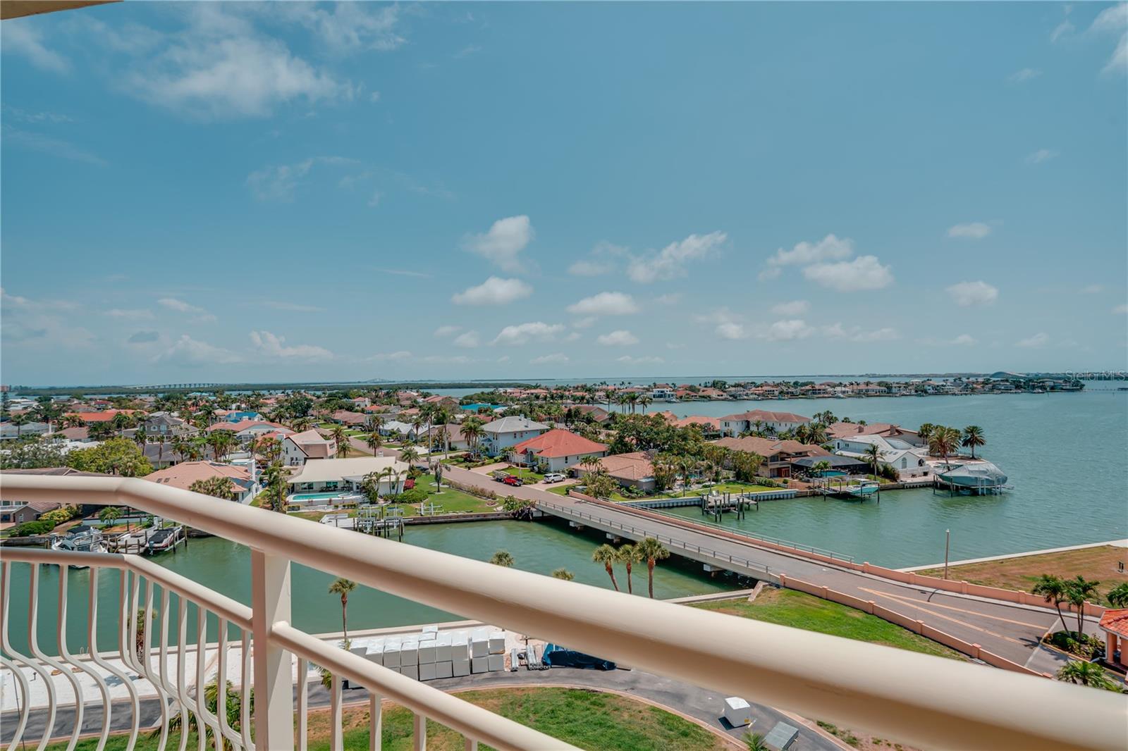 4900 BRITTANY DR S #910, ST PETERSBURG, FL, 33715