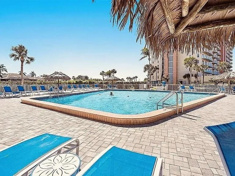 4900 BRITTANY DR S #910, ST PETERSBURG, FL, 33715