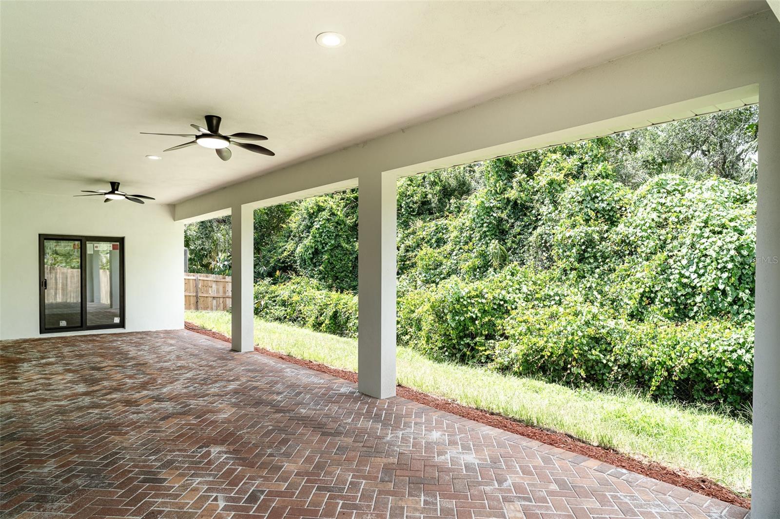 A4651930 Property Photo