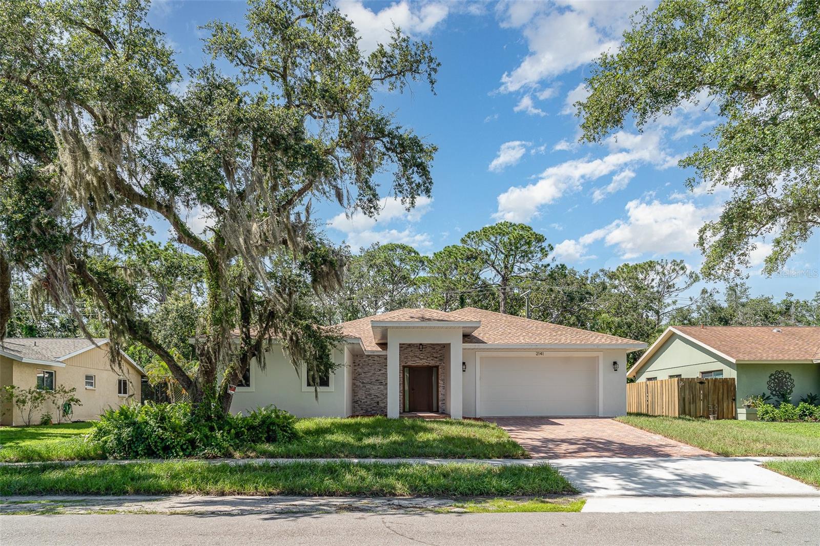 A4651930 Property Photo