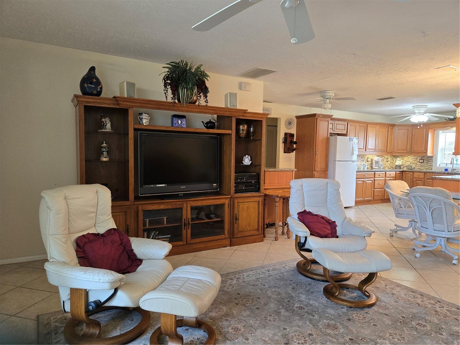 3311 PAPAYA RD, VENICE, FL, 34293