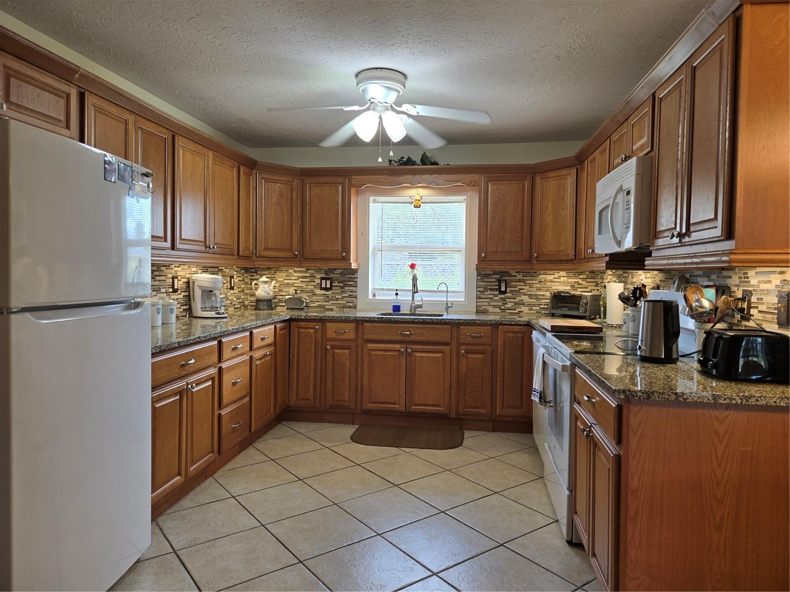 3311 PAPAYA RD, VENICE, FL, 34293