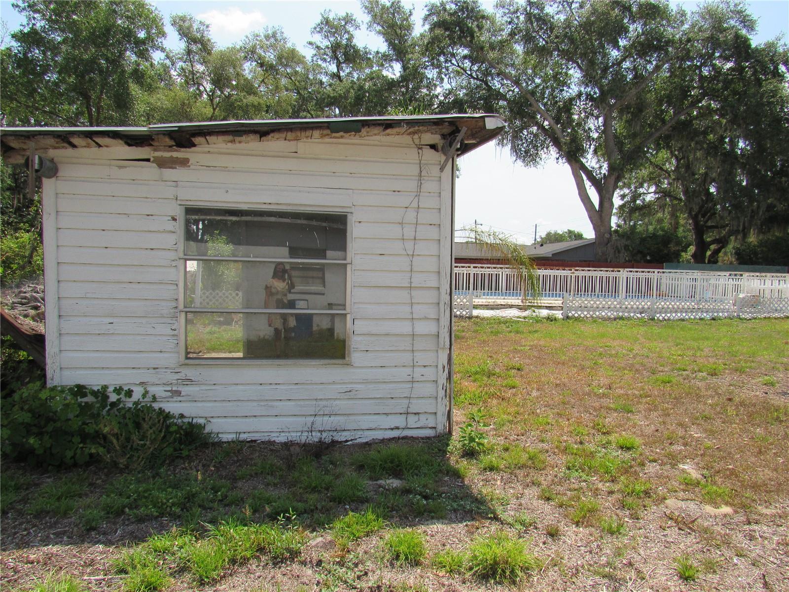 1737 GRIFFIN AVE, LADY LAKE, FL, 32159