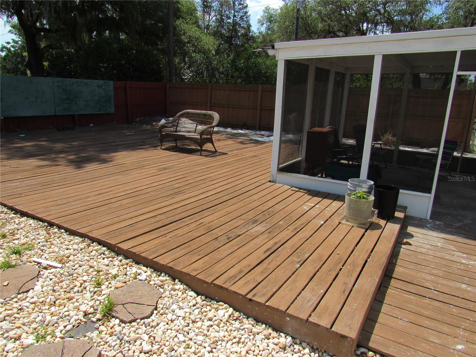 1737 GRIFFIN AVE, LADY LAKE, FL, 32159