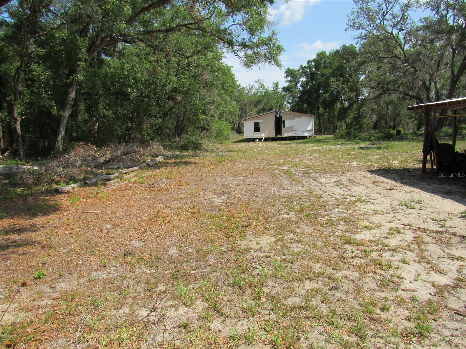 1737 GRIFFIN AVE, LADY LAKE, FL, 32159