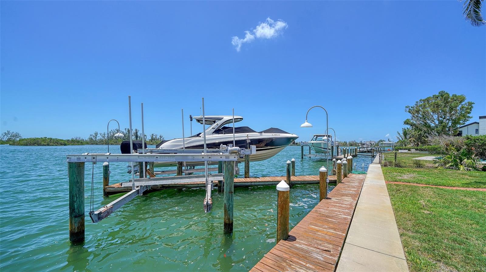 878 FREELING DR, SARASOTA, FL, 34242