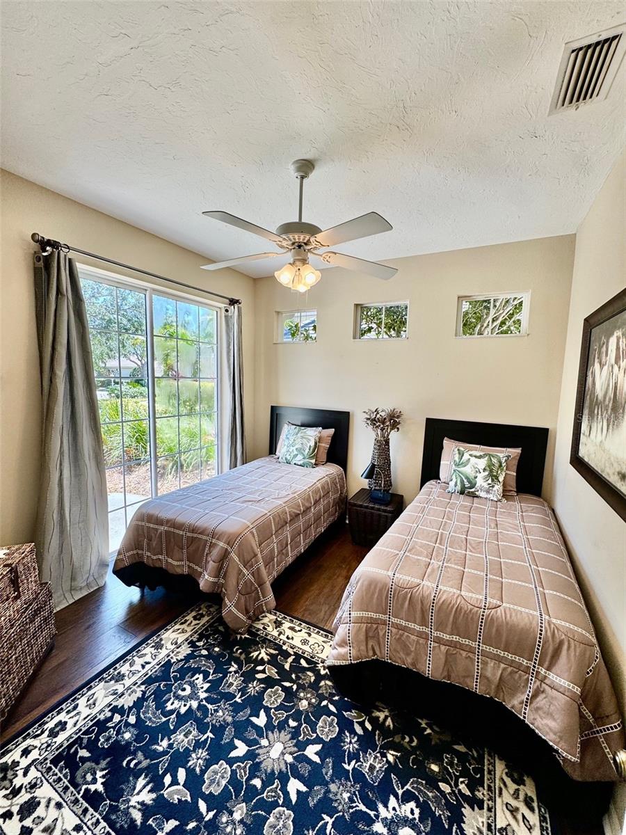 7330 KENSINGTON CT, UNIVERSITY PARK, FL, 34201