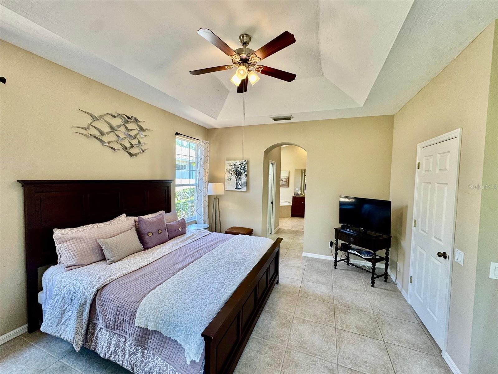 7330 KENSINGTON CT, UNIVERSITY PARK, FL, 34201