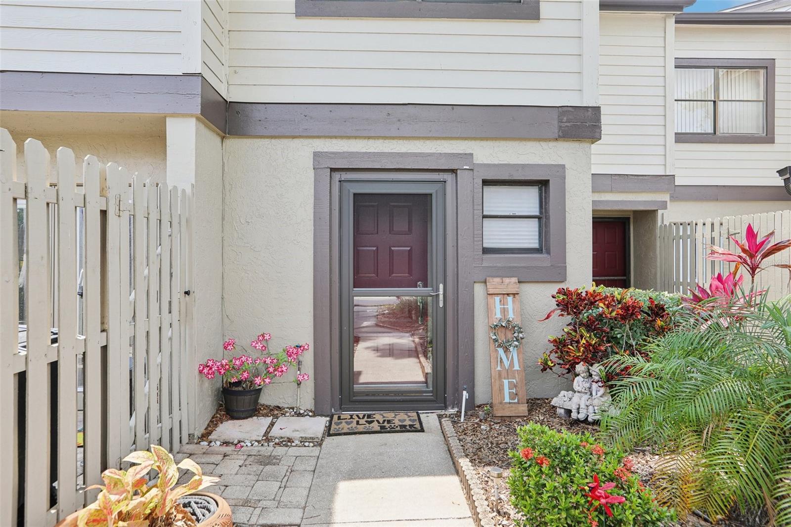 330 WOODS LANDING TRAIL, OLDSMAR, FL, 34677