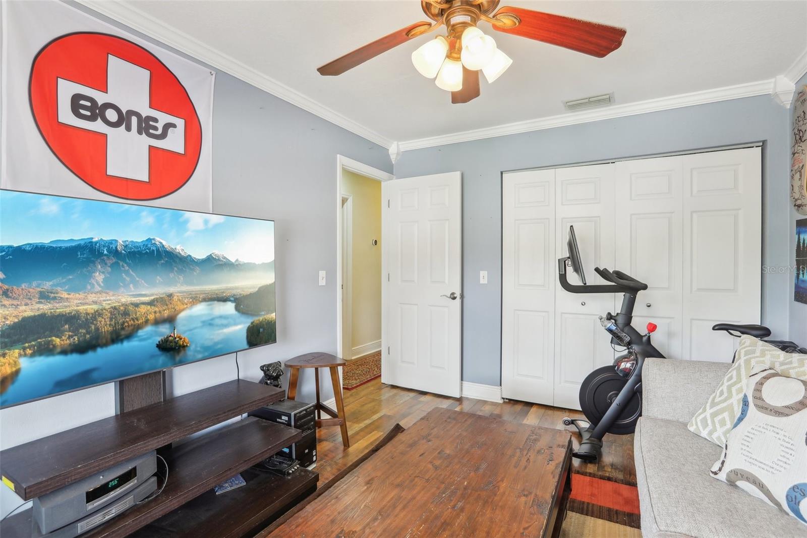 330 WOODS LANDING TRAIL, OLDSMAR, FL, 34677