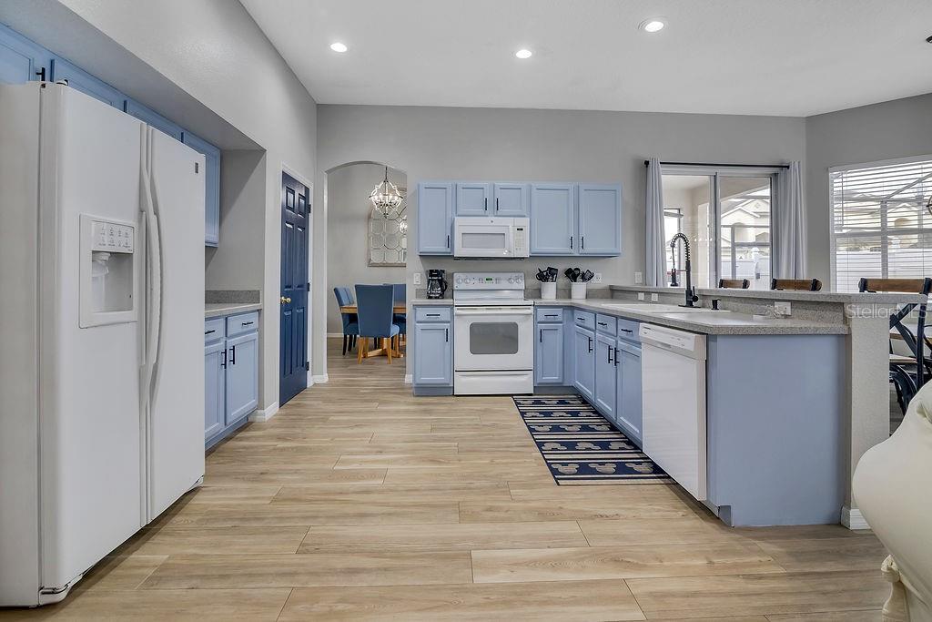 111 BONVILLE DR, DAVENPORT, FL, 33897