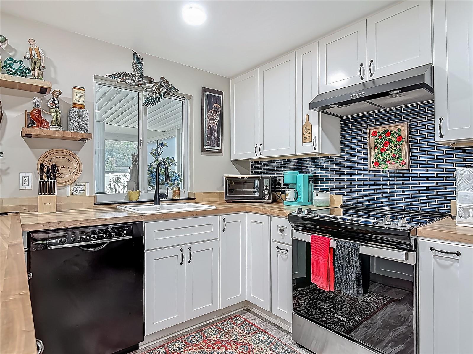 805 E 15TH AVE, NEW SMYRNA BEACH, FL, 32169