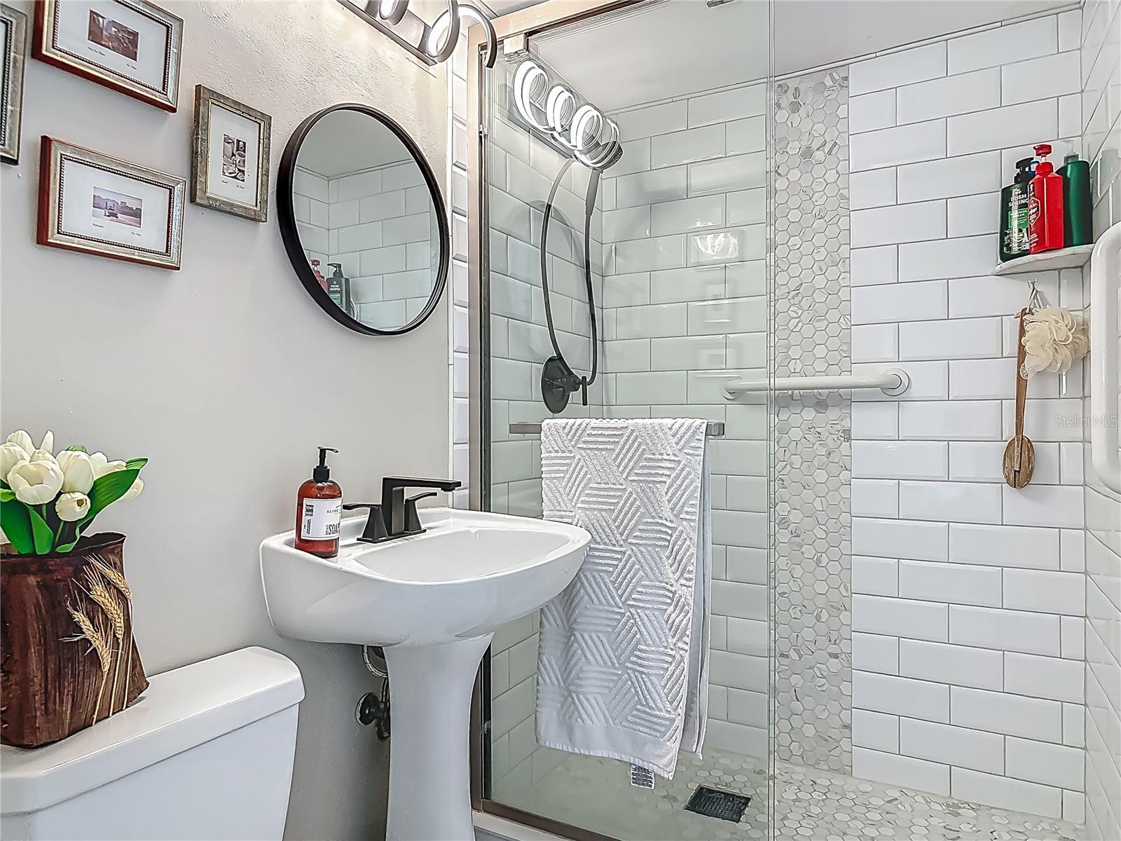 805 E 15TH AVE, NEW SMYRNA BEACH, FL, 32169