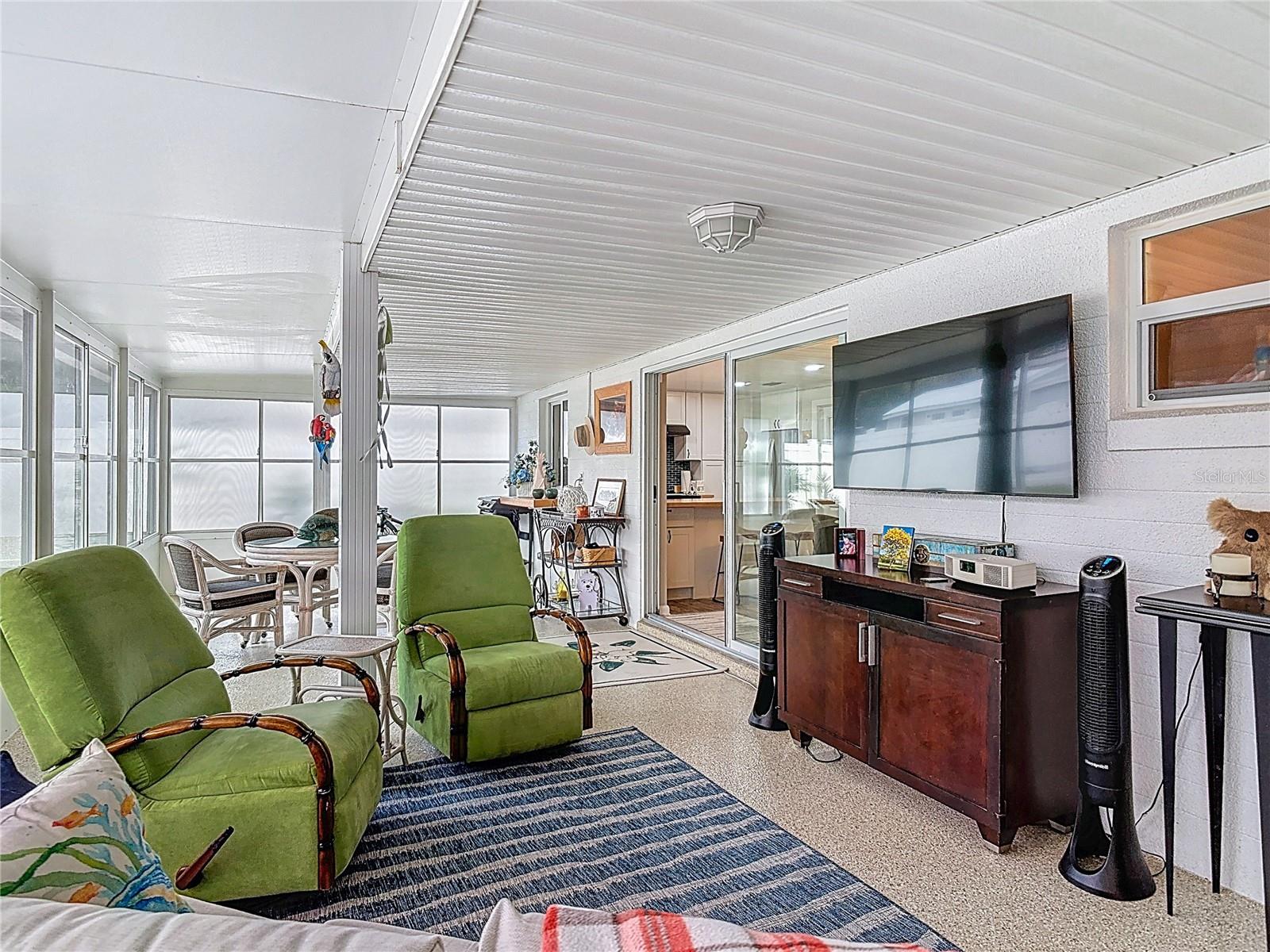 805 E 15TH AVE, NEW SMYRNA BEACH, FL, 32169