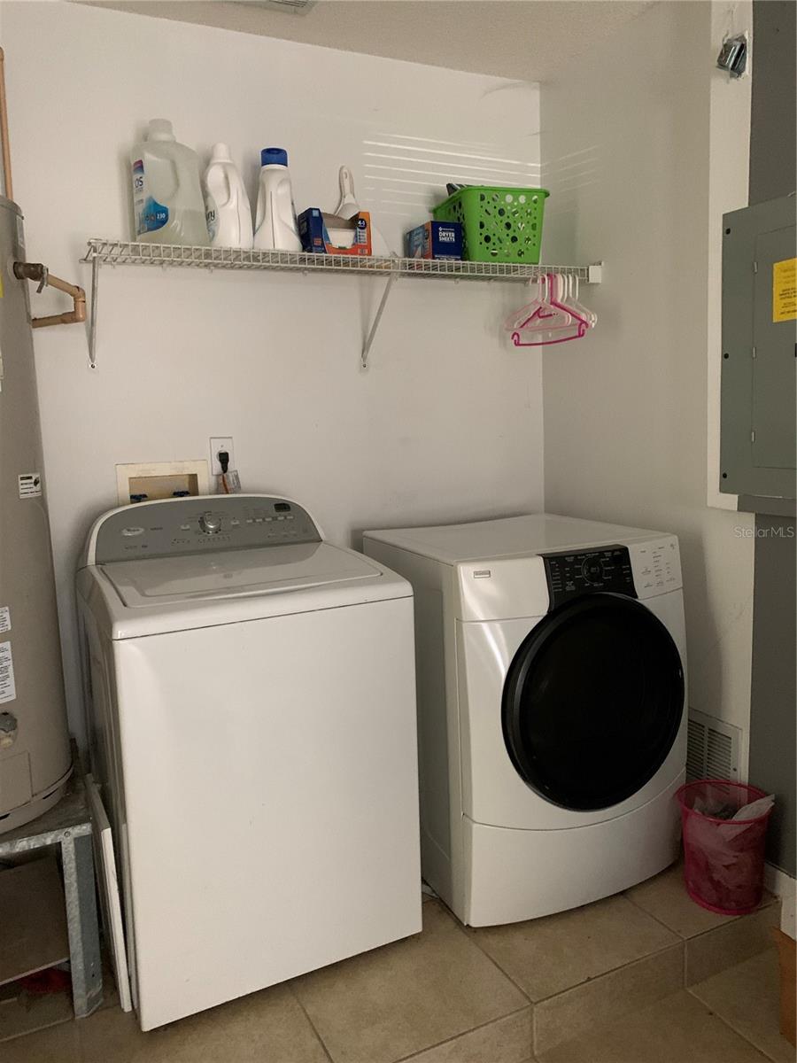 1742 CIRCE LAKE CT, ORLANDO, FL, 32826