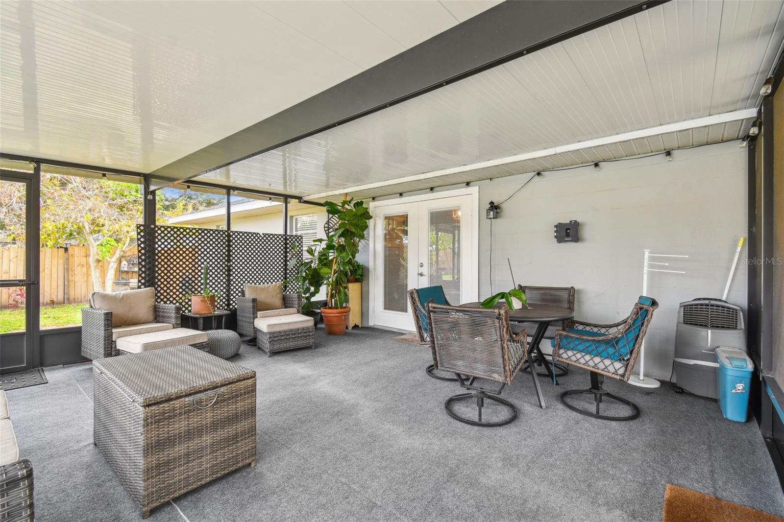 12106 MEADOW LN, SAN ANTONIO, FL, 33576