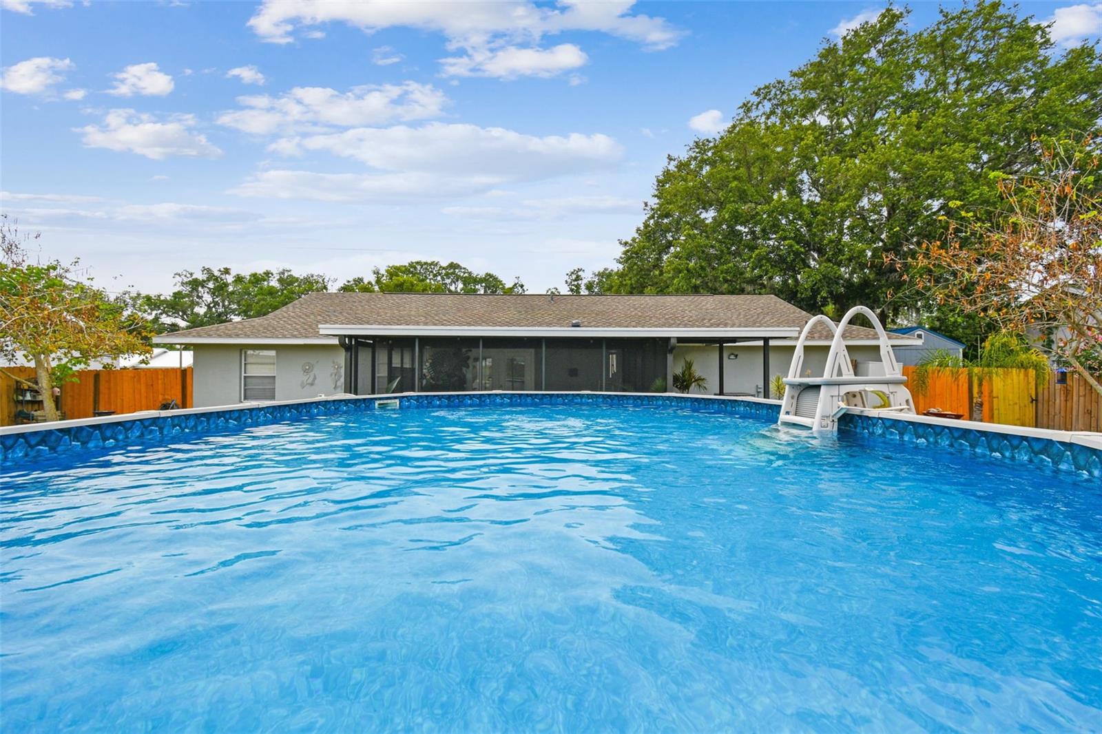 12106 MEADOW LN, SAN ANTONIO, FL, 33576