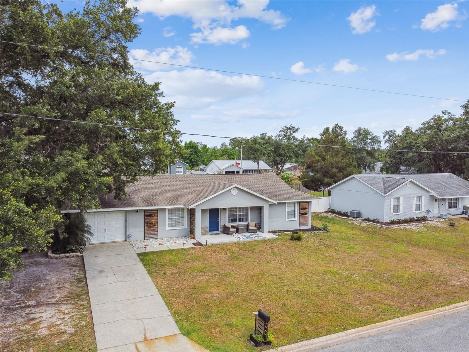 12106 MEADOW LN, SAN ANTONIO, FL, 33576