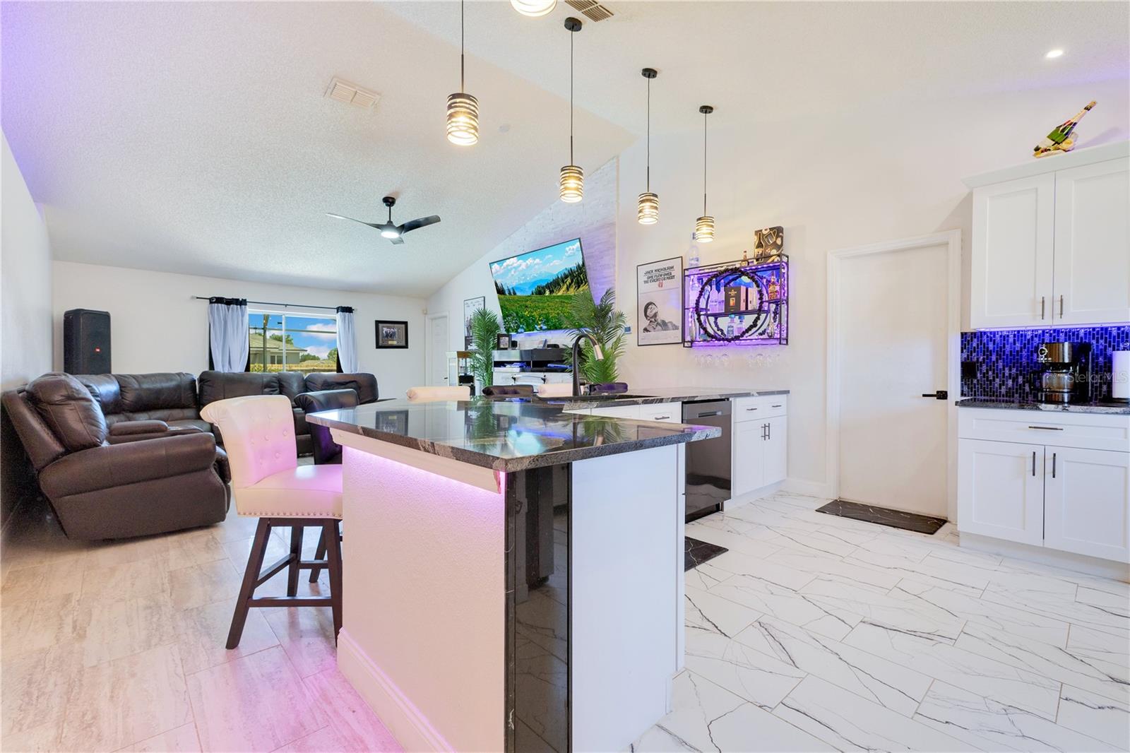 2397 ALBURY AVE, DELTONA, FL, 32738