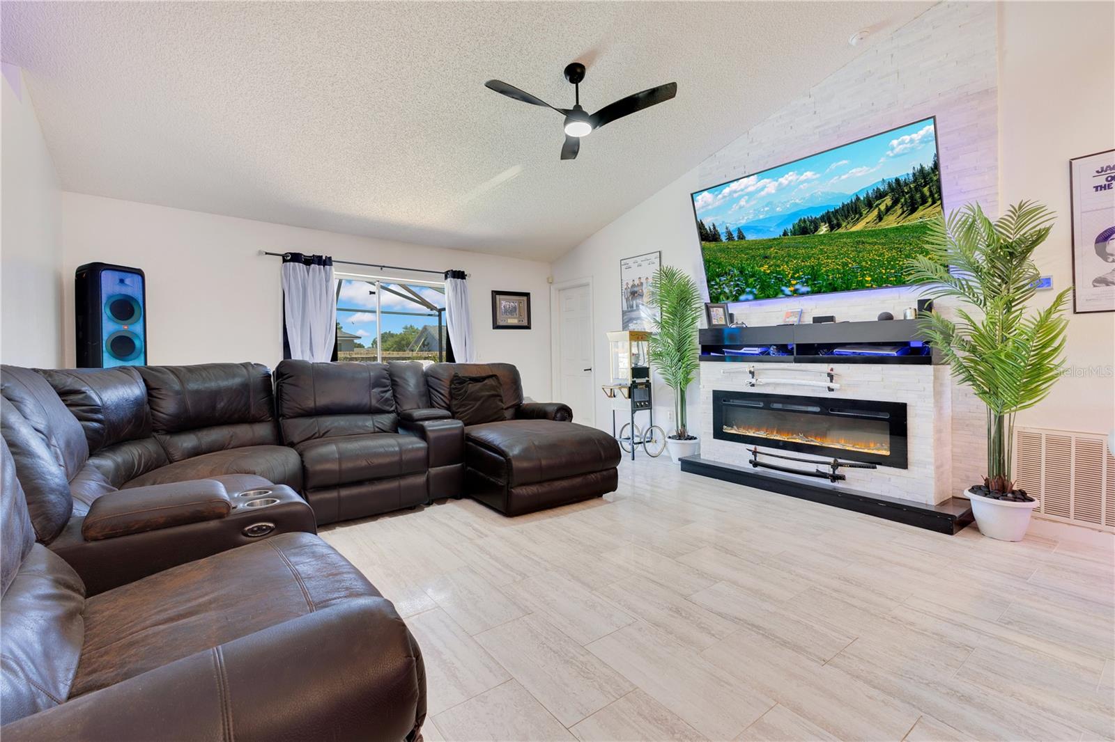 2397 ALBURY AVE, DELTONA, FL, 32738