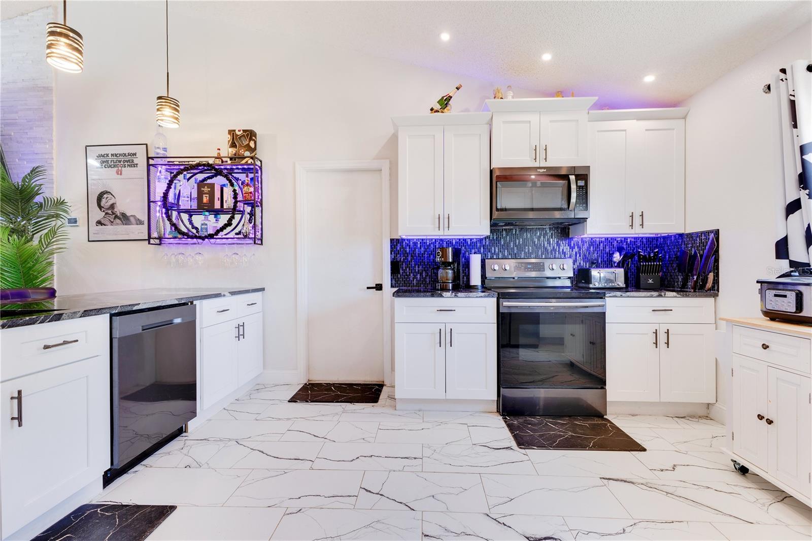 2397 ALBURY AVE, DELTONA, FL, 32738