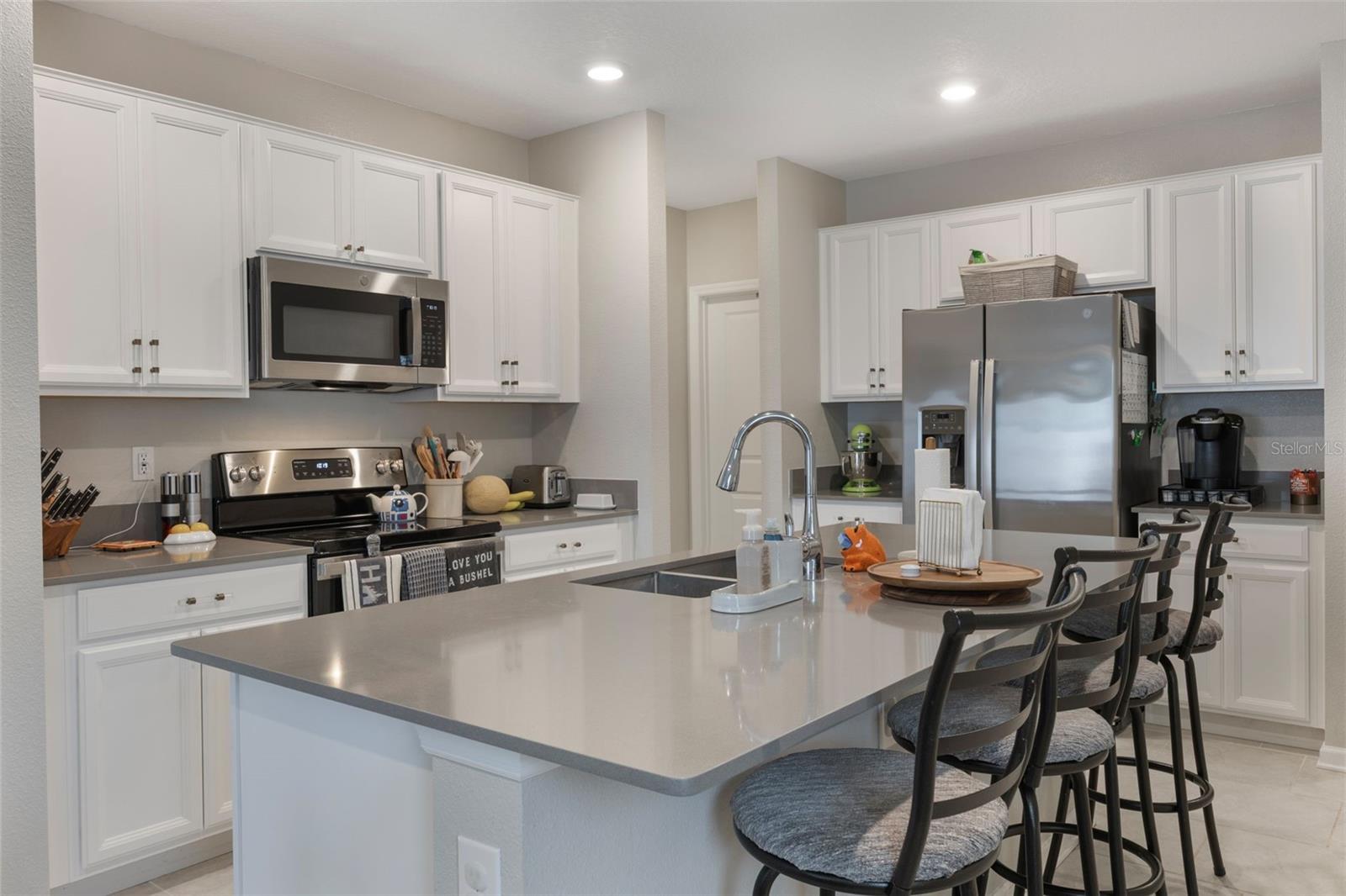 6816 PERCH HAMMOCK LOOP, GROVELAND, FL, 34736