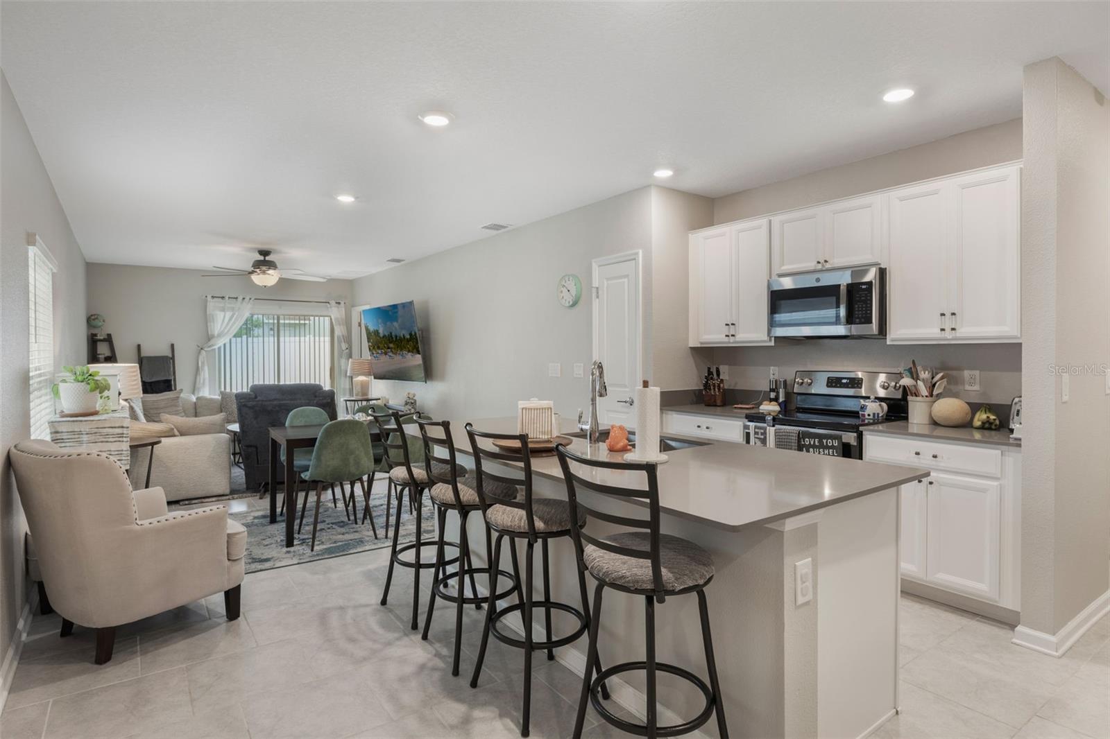 6816 PERCH HAMMOCK LOOP, GROVELAND, FL, 34736