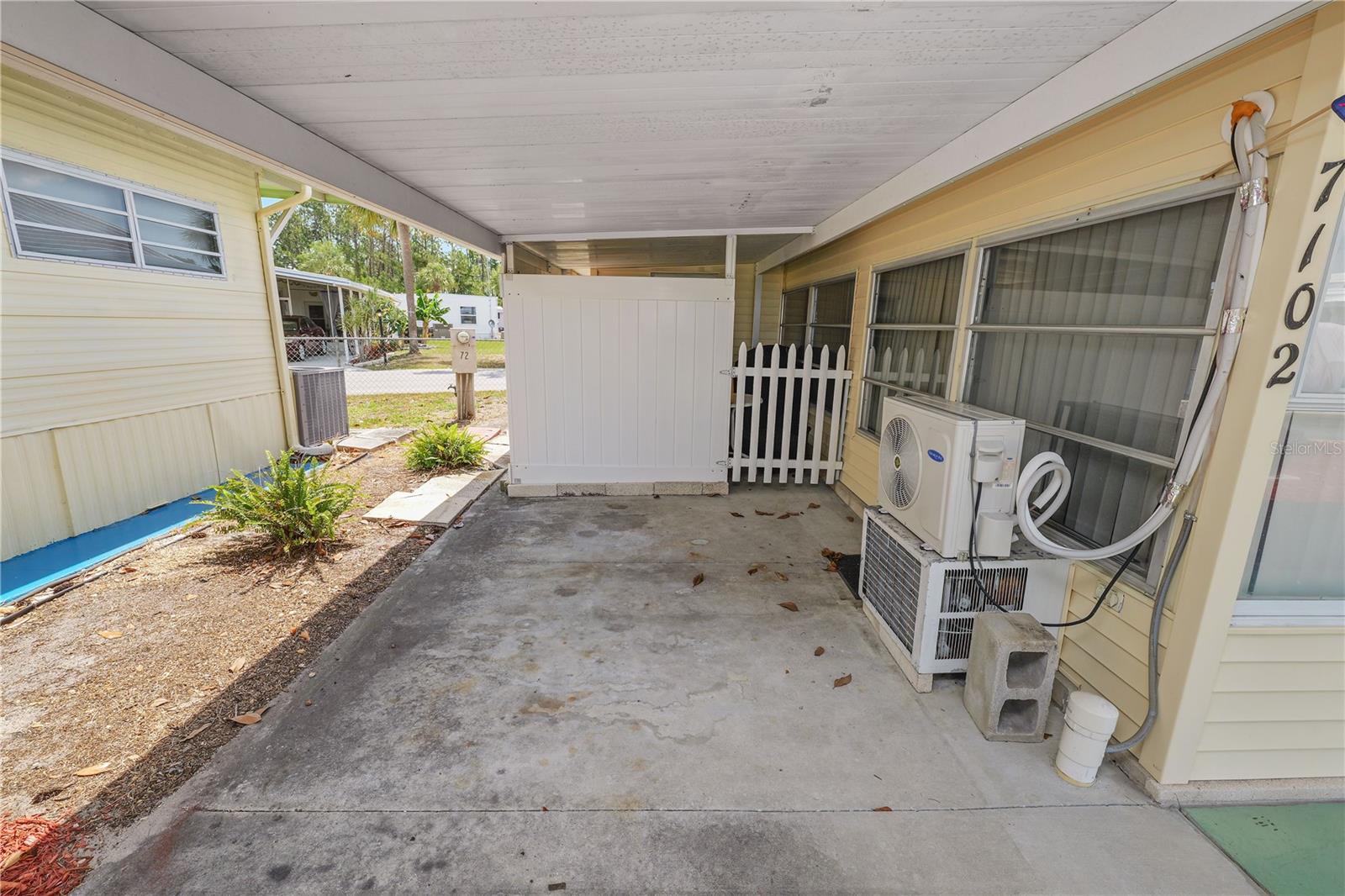 L4952803 Property Photo