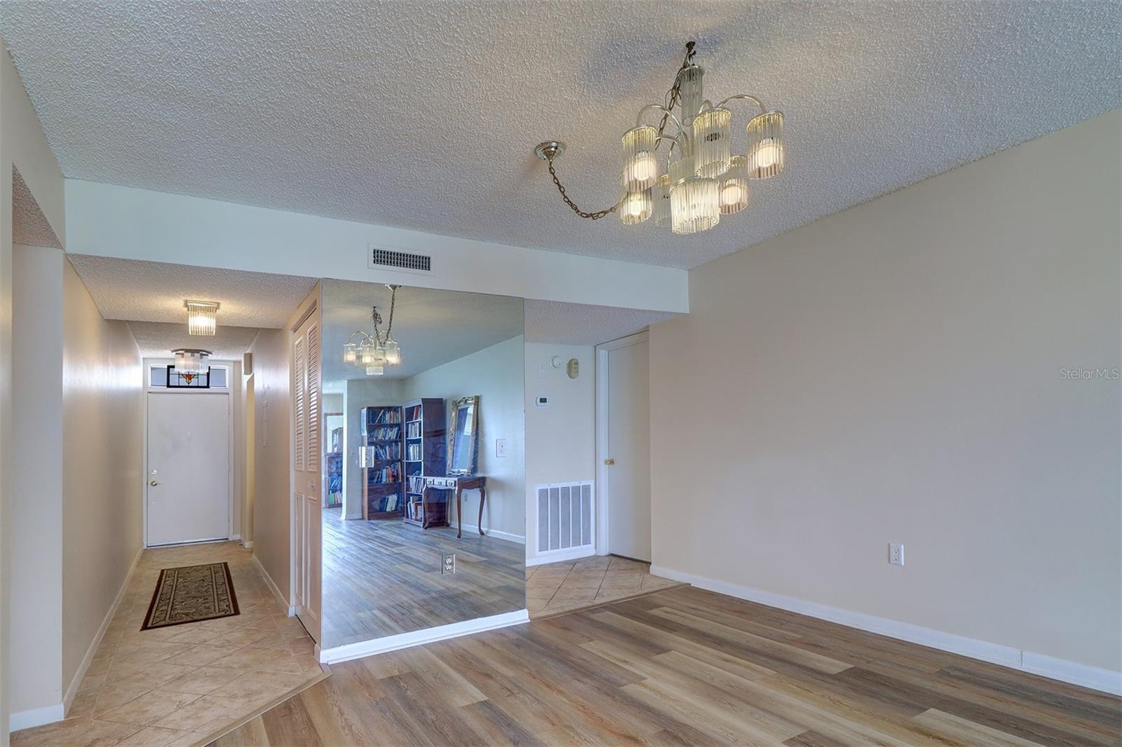 6020 SHORE BLVD S #503, GULFPORT, FL, 33707