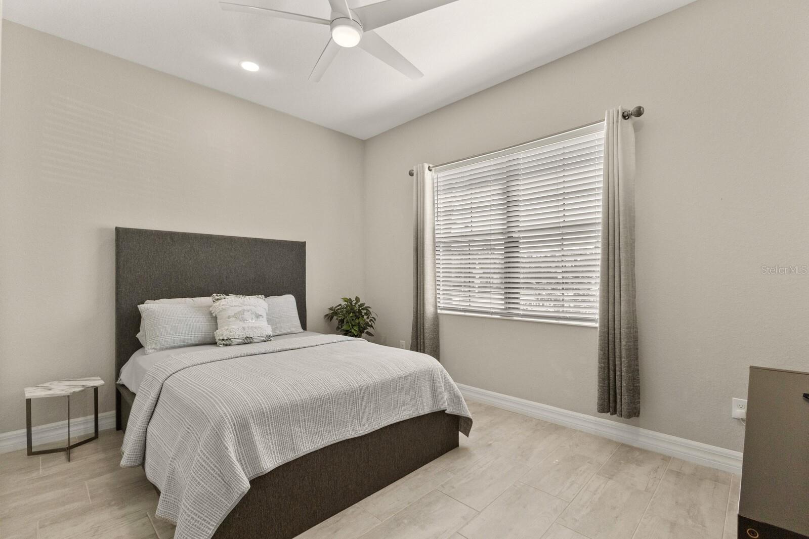 7004 HIGHGATE LN, LAKEWOOD RANCH, FL, 34202