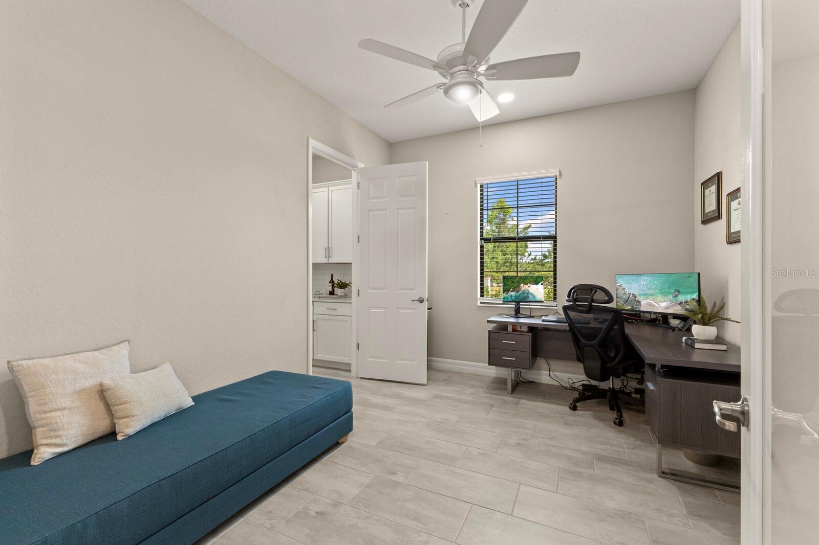 7004 HIGHGATE LN, LAKEWOOD RANCH, FL, 34202