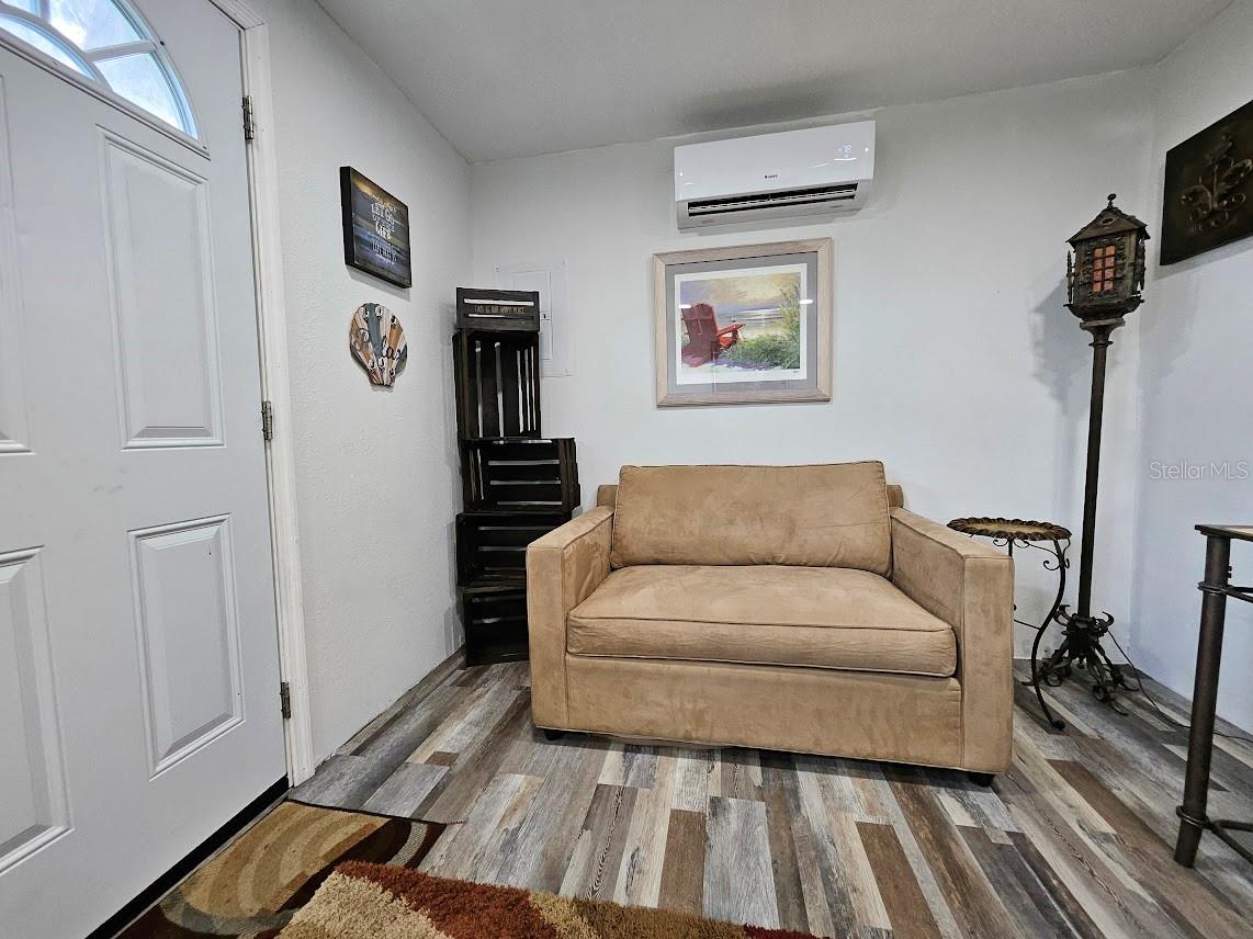 6903 11TH AVE E, PALMETTO, FL, 34221