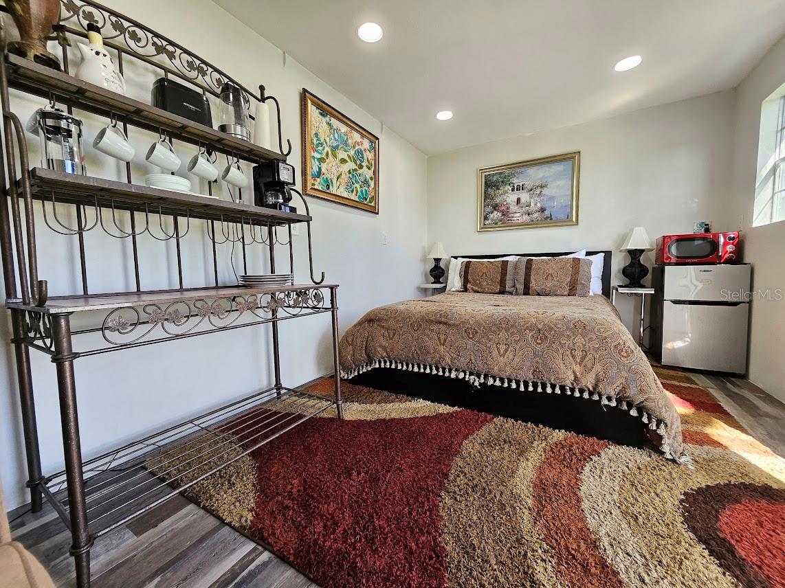 6903 11TH AVE E, PALMETTO, FL, 34221