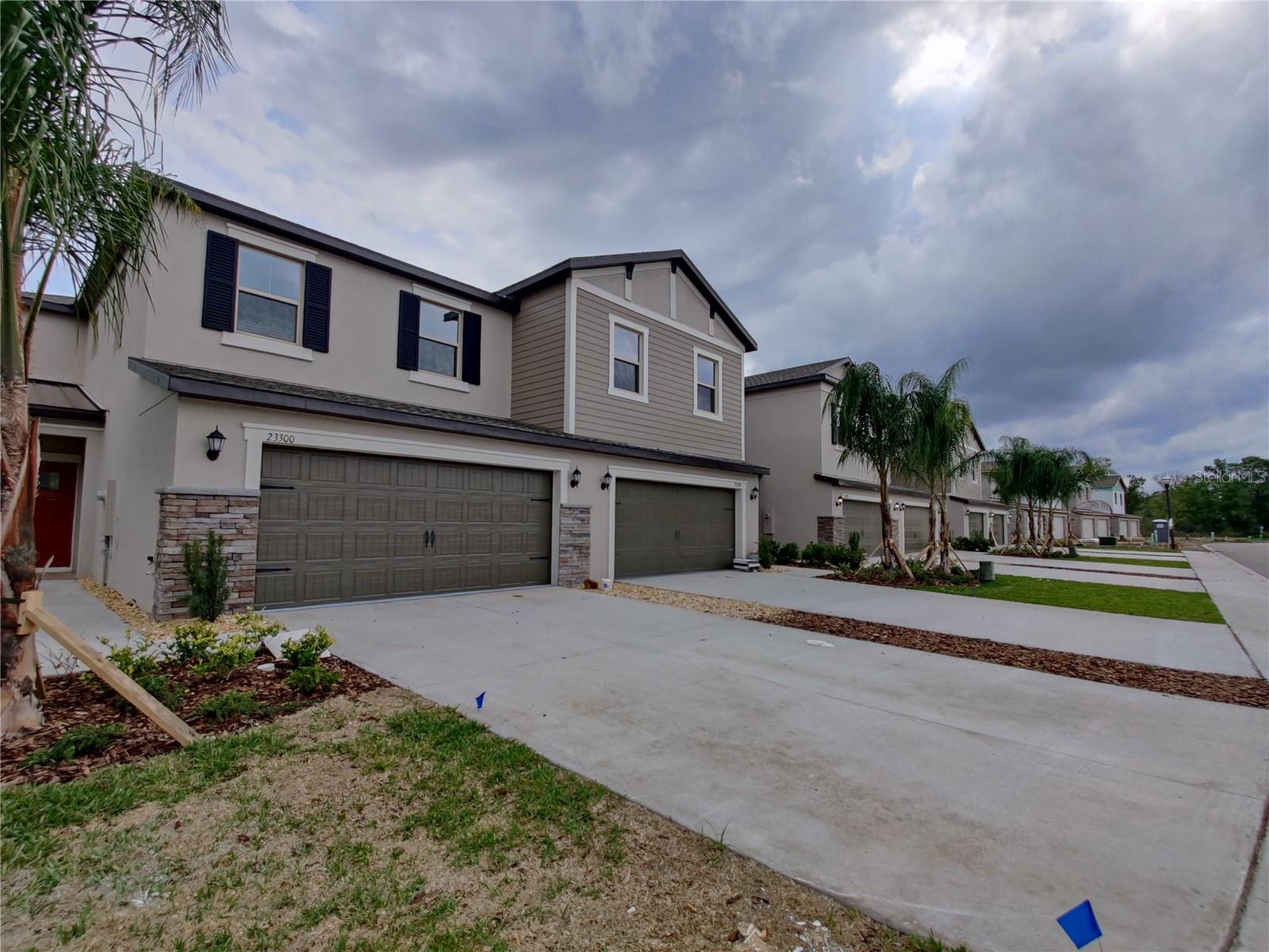23300 WILLOW GLEN WAY, LUTZ, FL, 33549